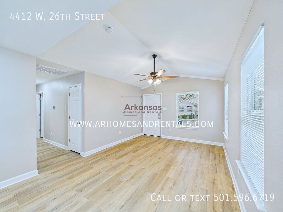 4412 W 26th St - Photo 2 of 12