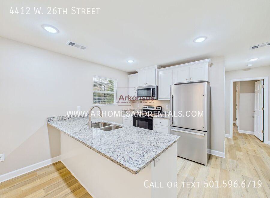 4412 W 26th St - Photo 4 of 12