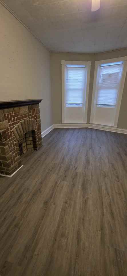 311 N Calhoun St - Photo 2 of 9