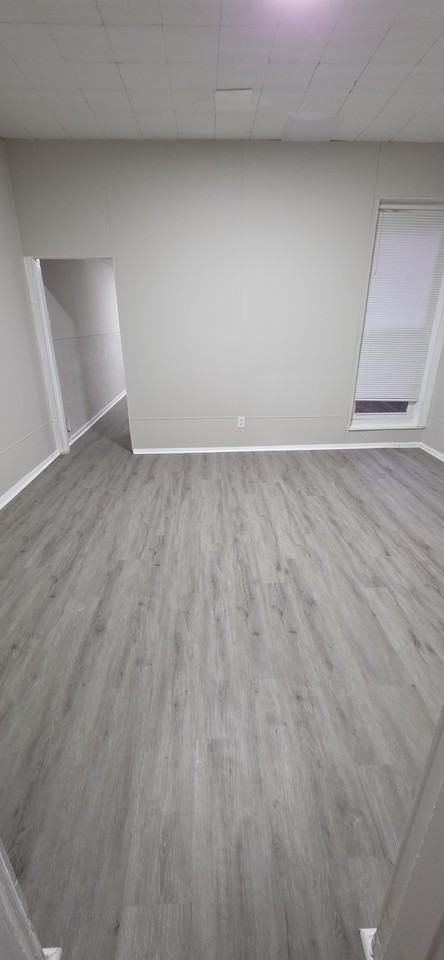 311 N Calhoun St - Photo 3 of 9