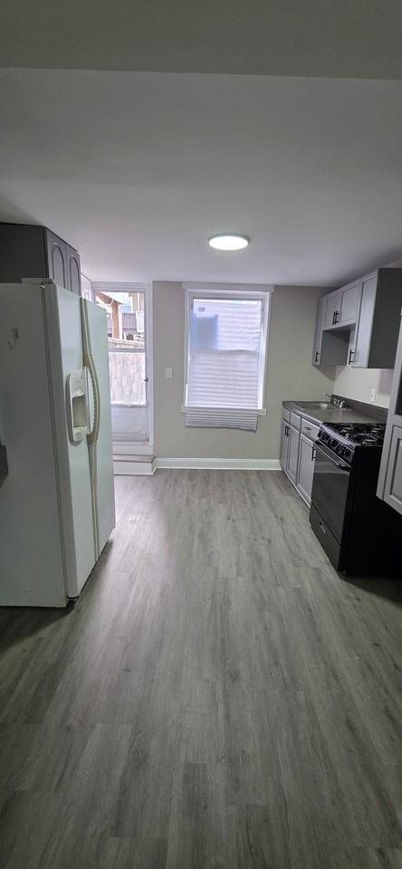 116 N Port St - Photo 2 of 11