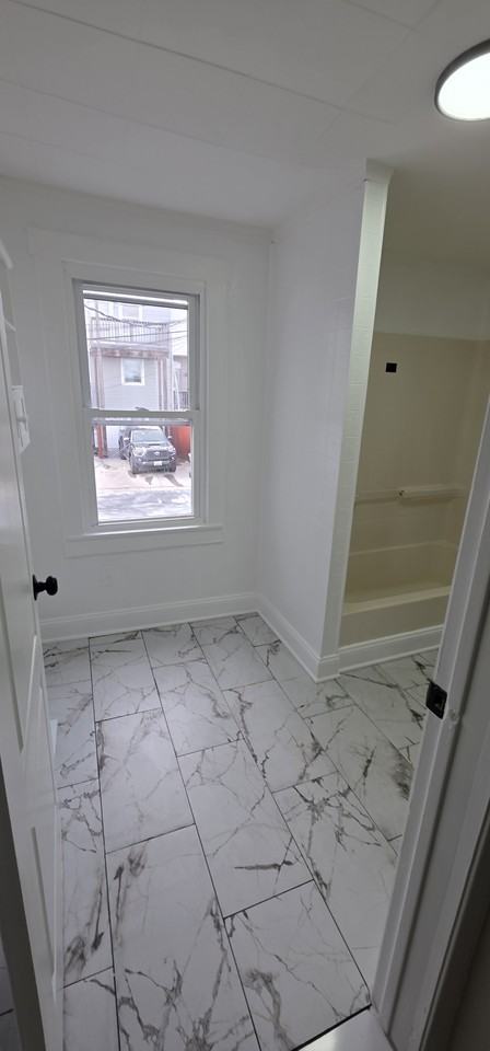 116 N Port St - Photo 6 of 11