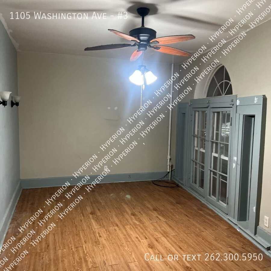 1105 Washington Ave #3 - Photo 3 of 8