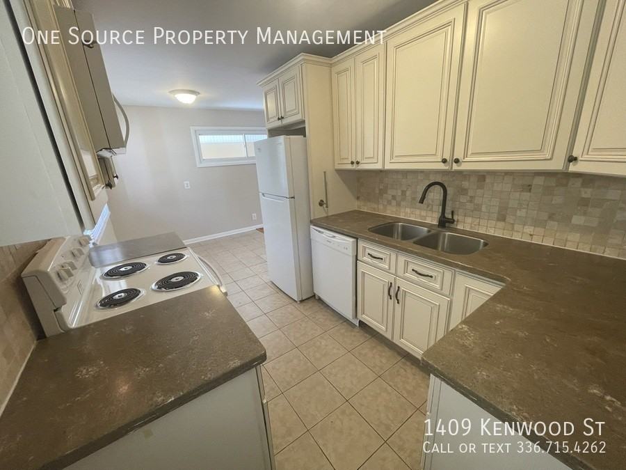1409 Kenwood St - Photo 6 of 25