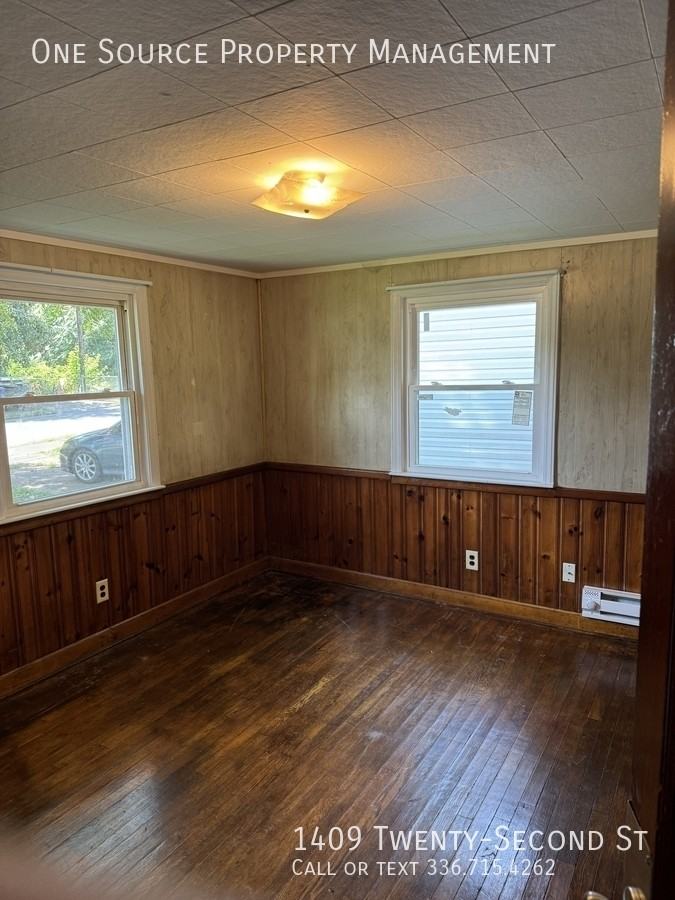 1409 Twenty-Second St - Photo 7 of 16