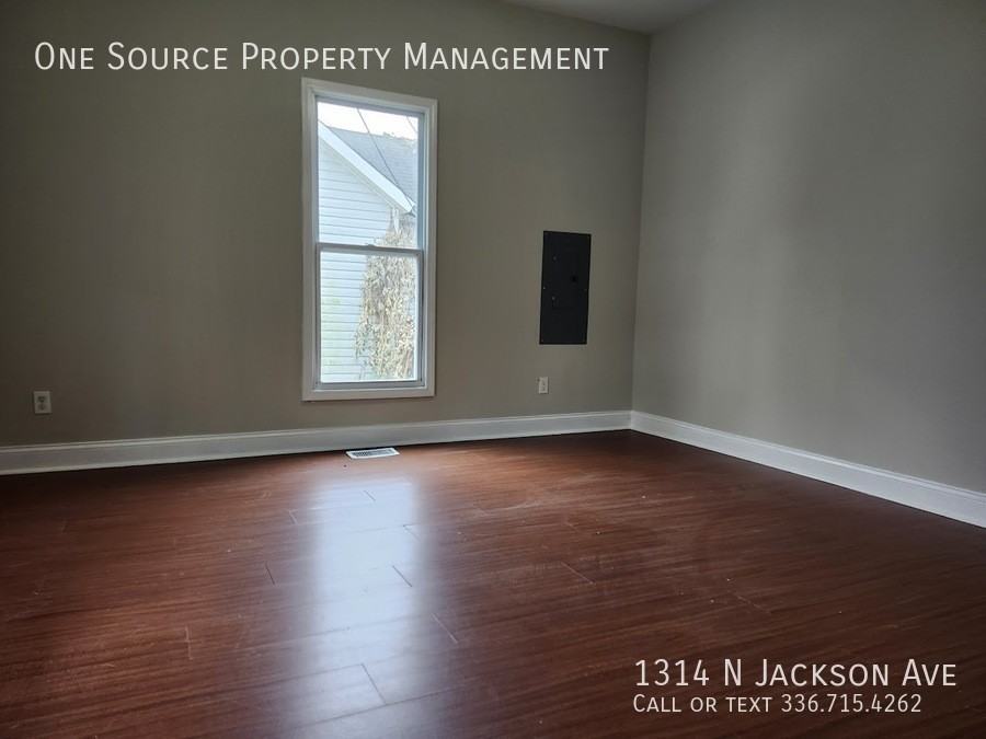 1314 N Jackson Ave - Photo 4 of 19