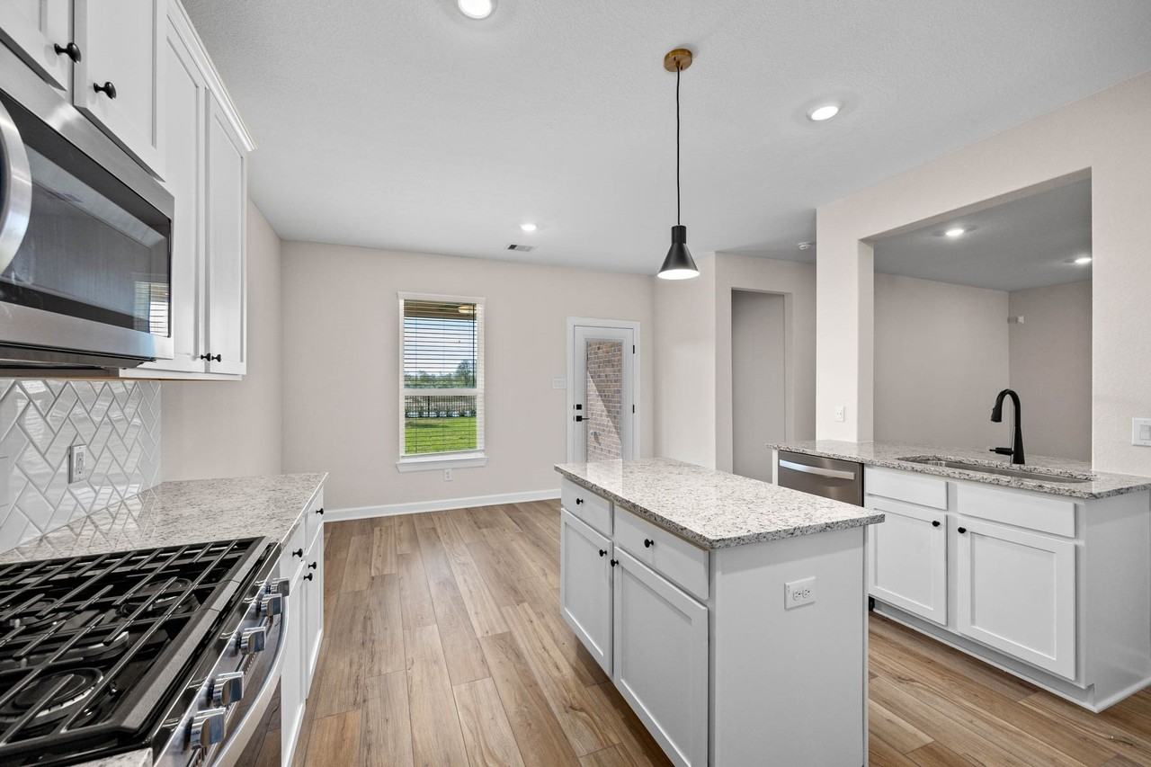 3031 Sunmoon Ln #3031 - Photo 4 of 19