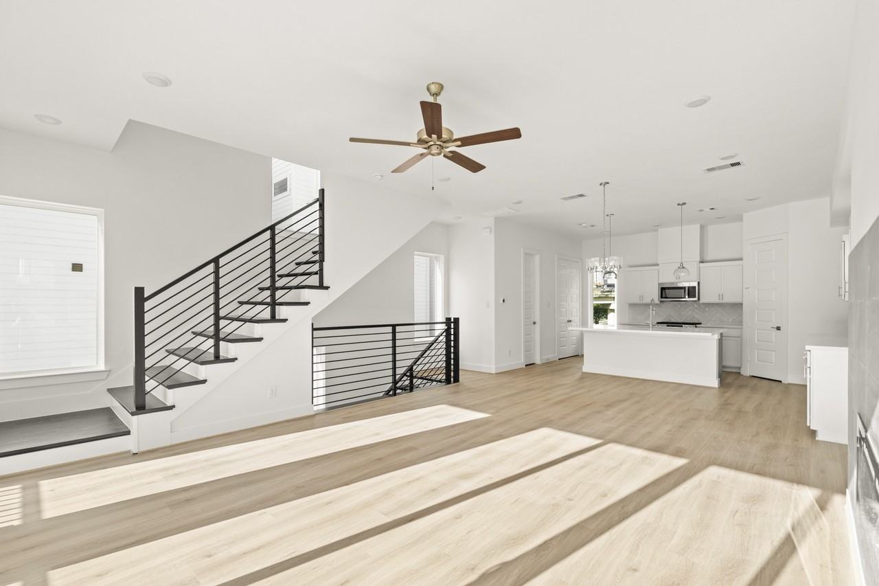 1309 Rosewood St #1309 - Photo 7 of 19