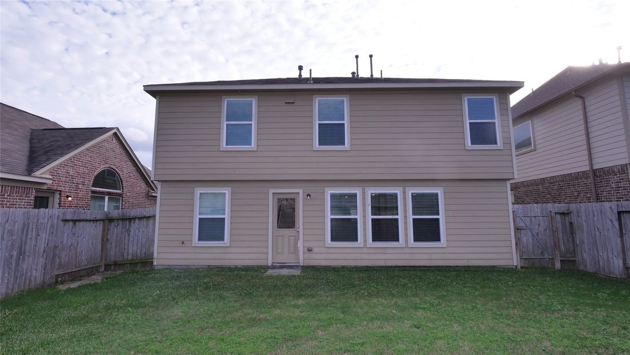 3318 Madison Elm St #3318 - Photo 2 of 22