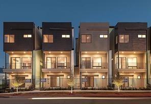 2136 Dennis St #2136