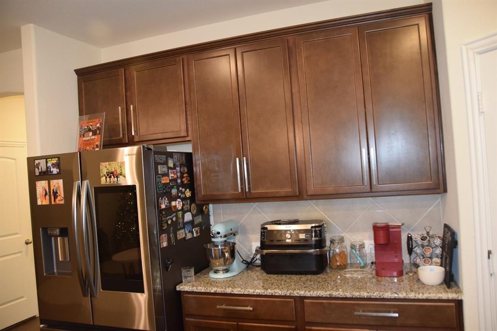 414 Parkford Dr #414 - Photo 4 of 33