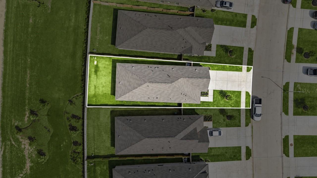 6742 Sunset Velvet Dr #6742 - Photo 3 of 29