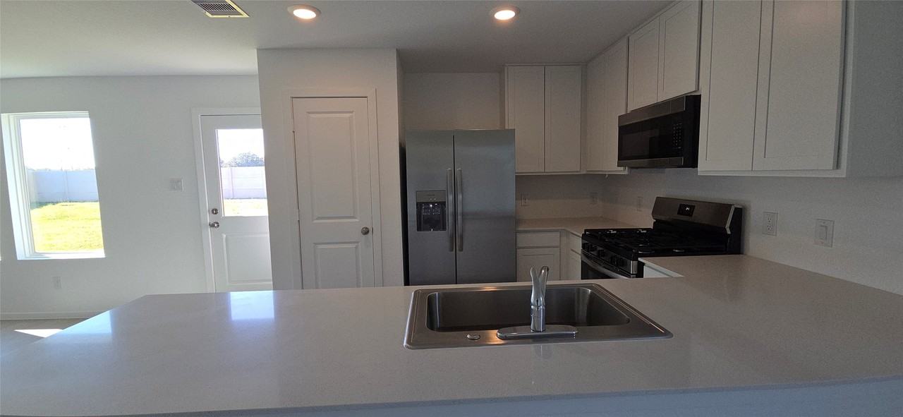 6803 Flowering Ginger Ln #6803 - Photo 2 of 17