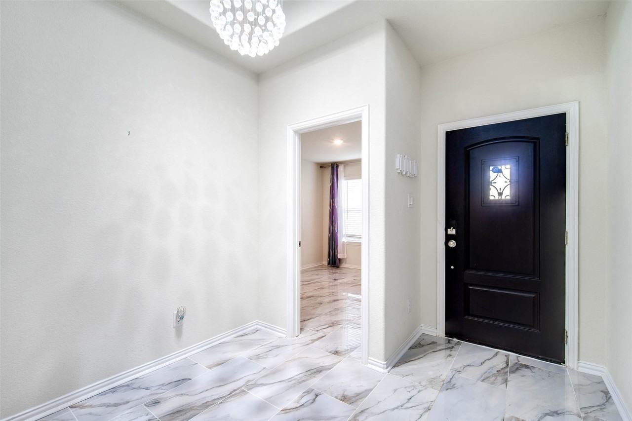 24239 Gold Cheyenne Way #24239 - Photo 4 of 38