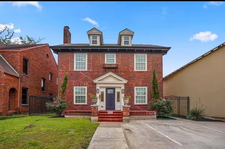 1912 Arbor St #1912-3 - Photo 7 of 24