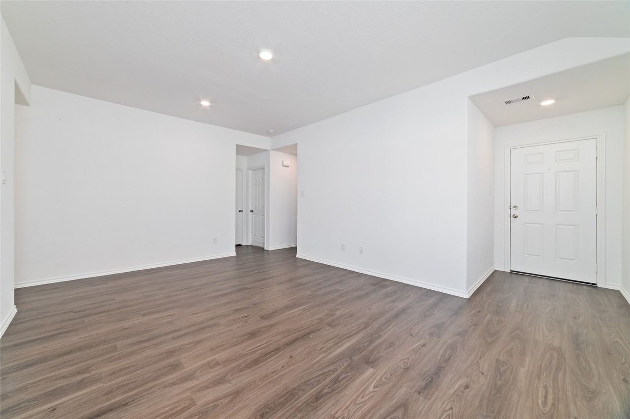 27022 Vista Field Dr #27022 - Photo 5 of 16