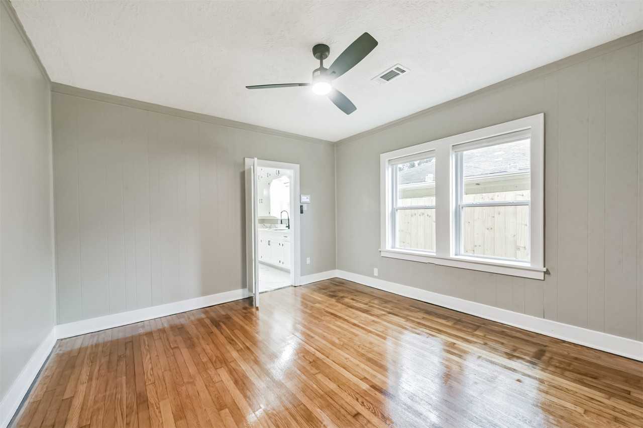 2606 Oakdale St #2606 - Photo 4 of 50