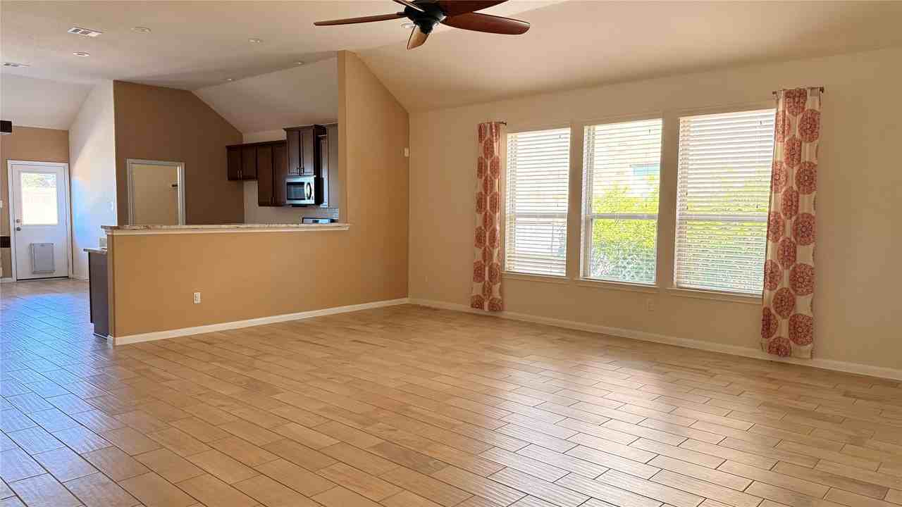 6723 Barrington Creek Trce #6723 - Photo 7 of 16