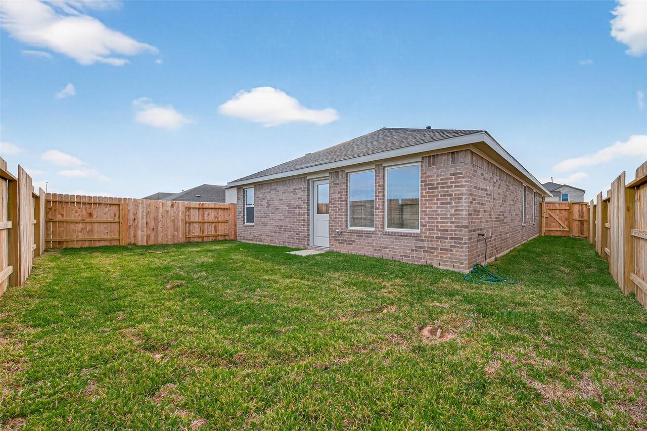 3081 Majestic Sunrise Dr #3081 - Photo 4 of 50