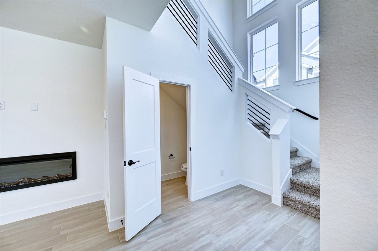 7643 Meadow Mouse Ln #7643 - Photo 6 of 35