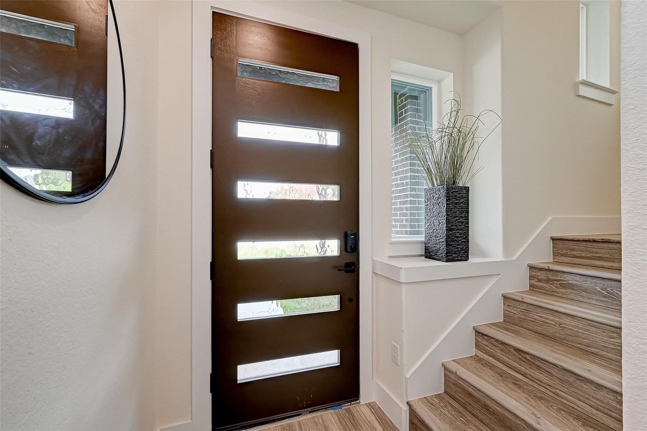 2905 Nagle St #2905 - Photo 3 of 41