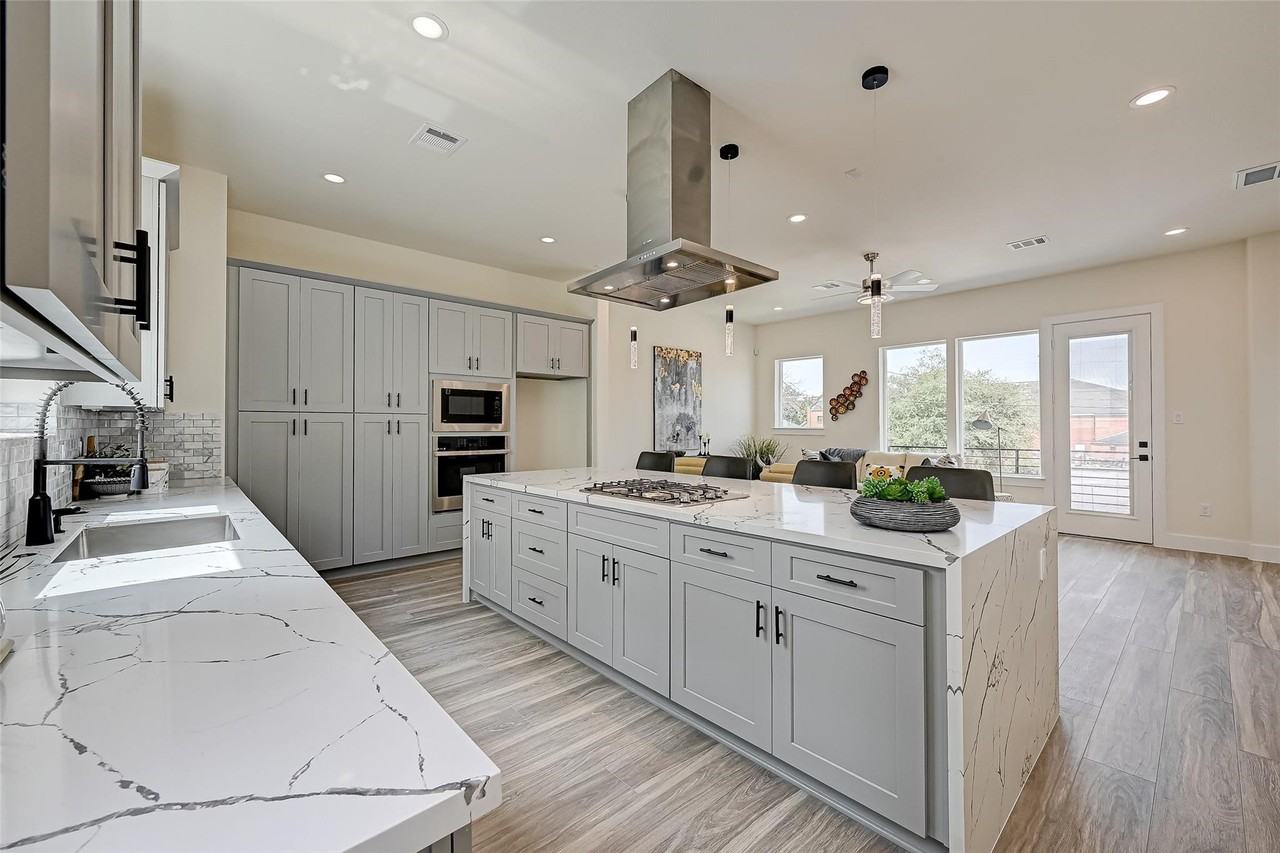 2905 Nagle St #2905 - Photo 7 of 41