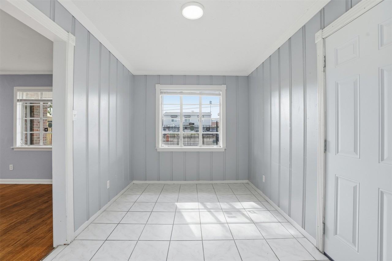 3917 Anita St #3917 - Photo 2 of 29