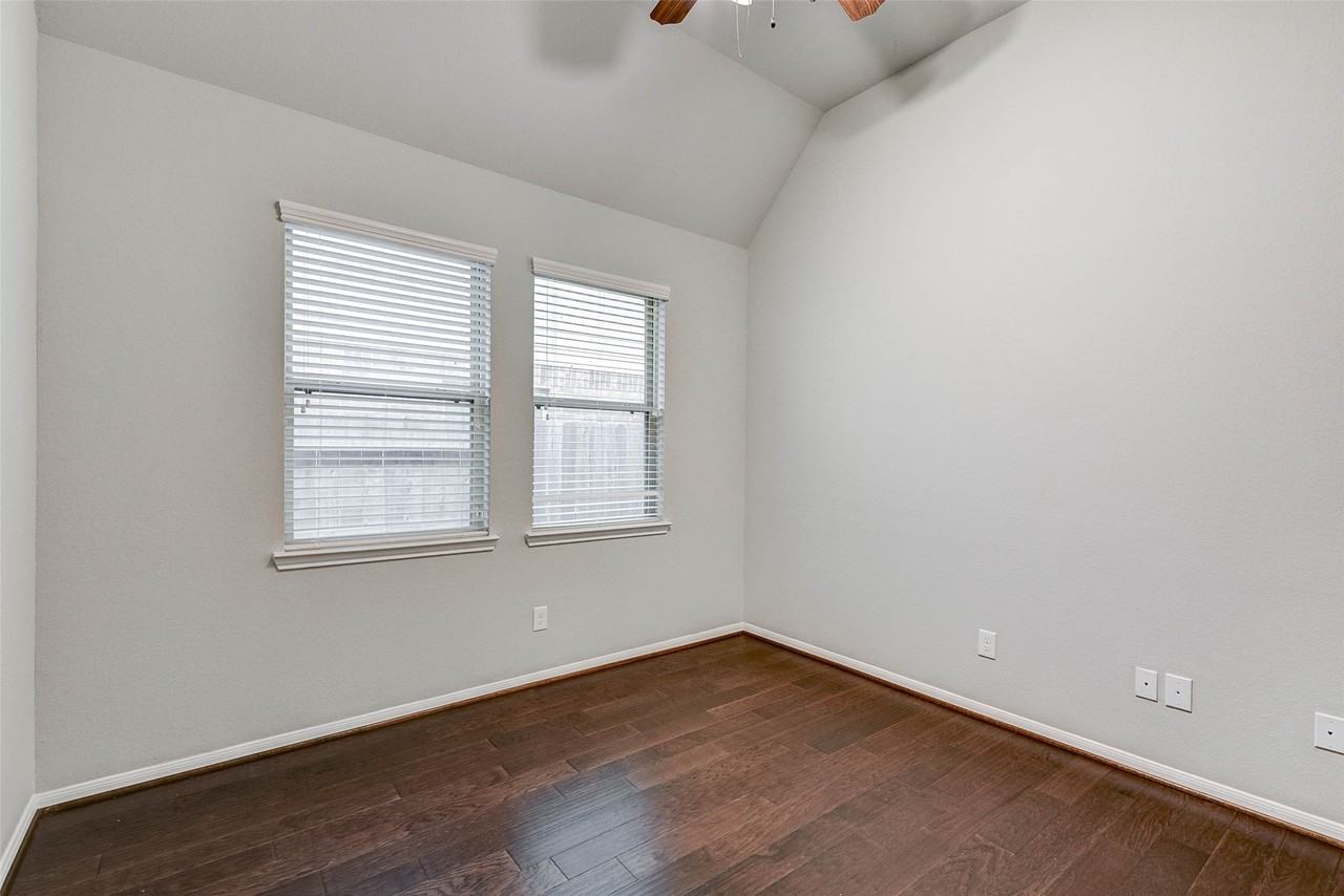 24114 Prairie Glen Ln #24114 - Photo 3 of 24