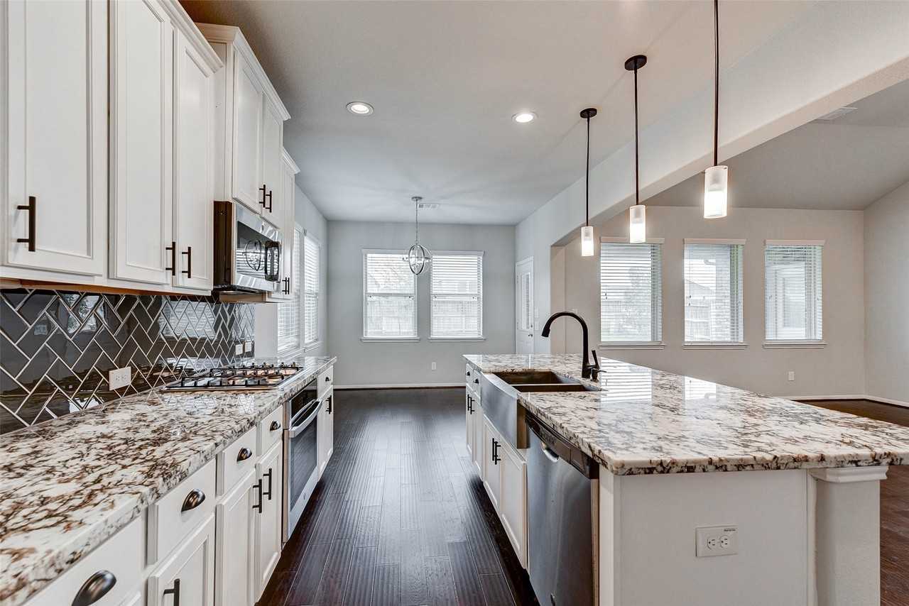 24114 Prairie Glen Ln #24114 - Photo 4 of 24