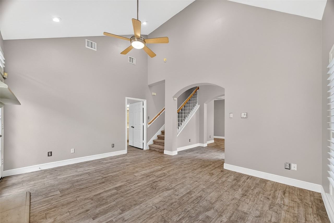 1408 S Friendswood Dr #1408-903 - Photo 5 of 42