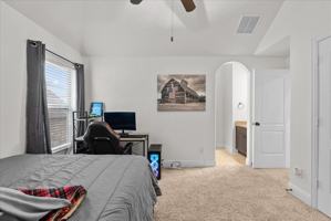 featured image of 1636 Longwood Glen Ln #1636