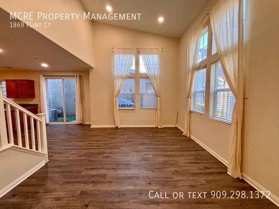 1869 Flint Ct - Photo 4 of 29