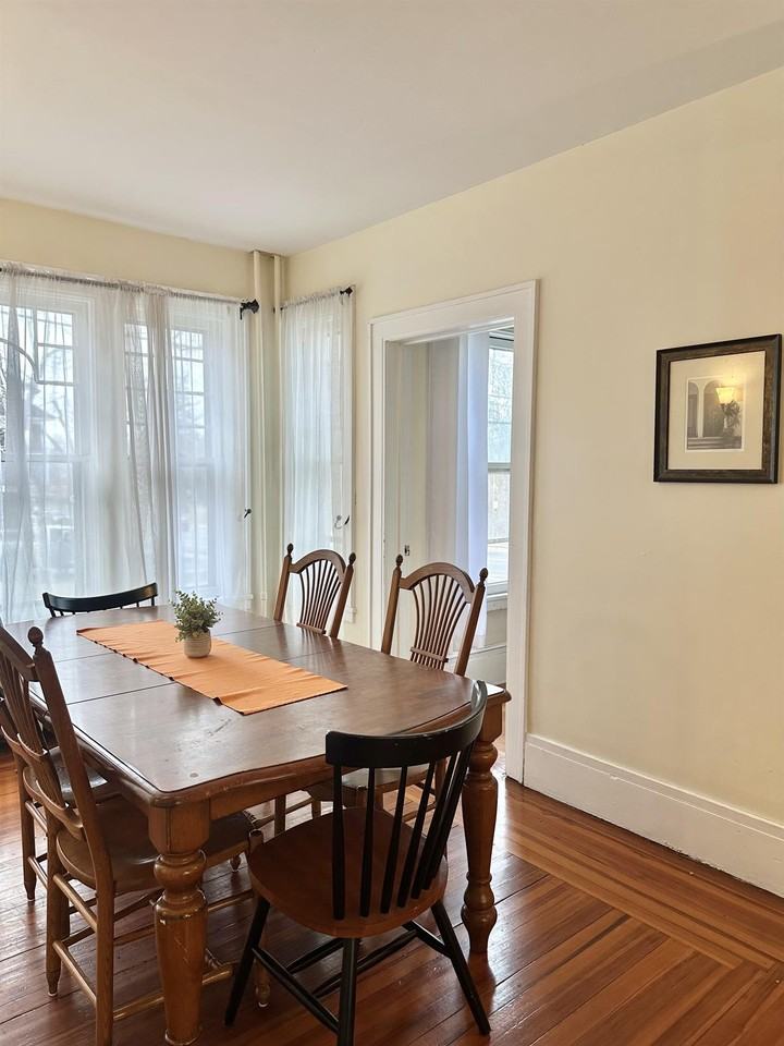 72 Pawling Ave - Photo 4 of 18