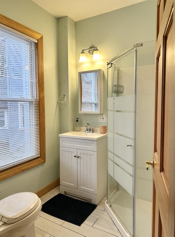 72 Pawling Ave - Photo 7 of 18