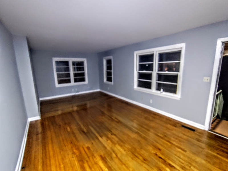 100 Willow Ave - Photo 3 of 13