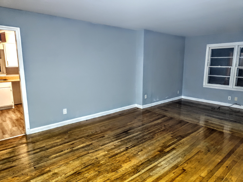 100 Willow Ave - Photo 5 of 13