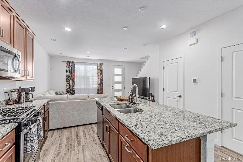 7870 Horsebrush Ln #C - Photo 3 of 17