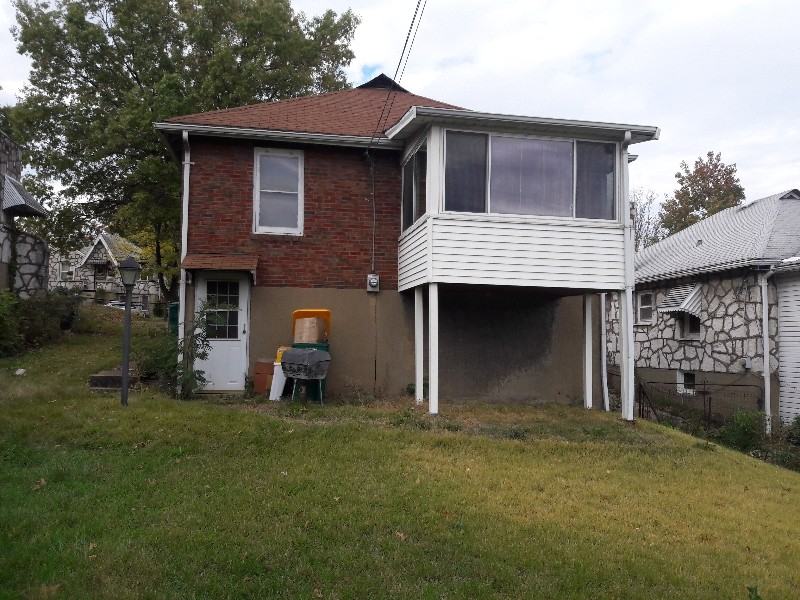 3114 Kemp Dr - Photo 2 of 6