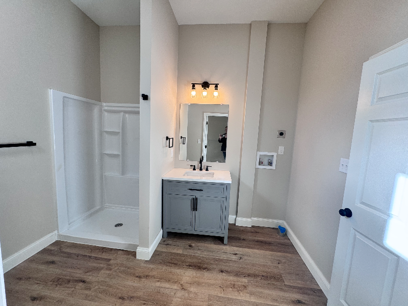 211 W Court St #2 - Photo 7 of 10