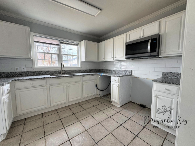 4850 Southgate Pkwy - Photo 7 of 19