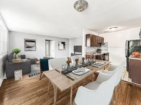 6930 N Broad St #10 - Photo 1 of 1