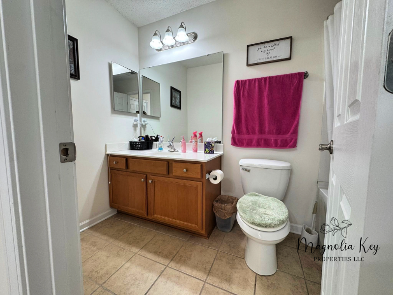 765 Riverward Dr - Photo 5 of 20