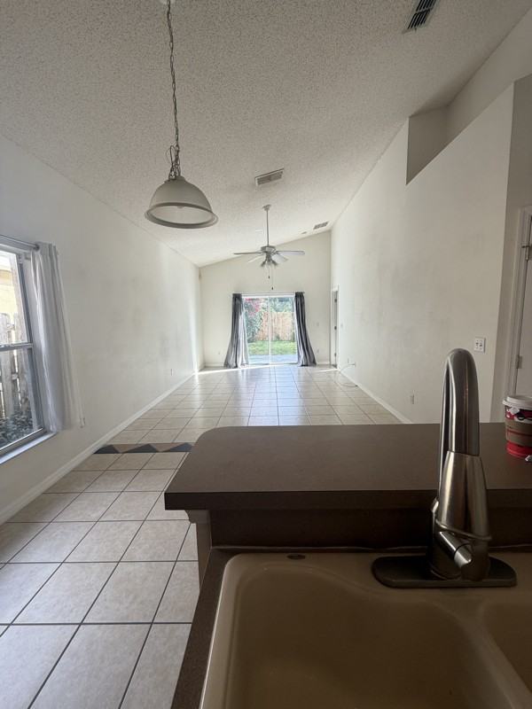 5559 Pats Pt - Photo 3 of 11