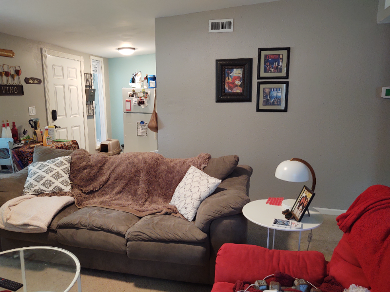 635 W 25th St - Photo 7 of 32