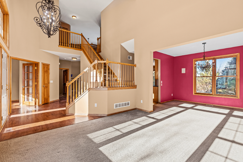 1517 Covington Ln - Photo 3 of 20