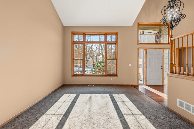 1517 Covington Ln - Photo 4 of 20