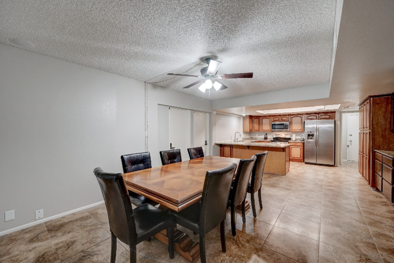 4625 W Morten Ave #2 - Photo 3 of 15