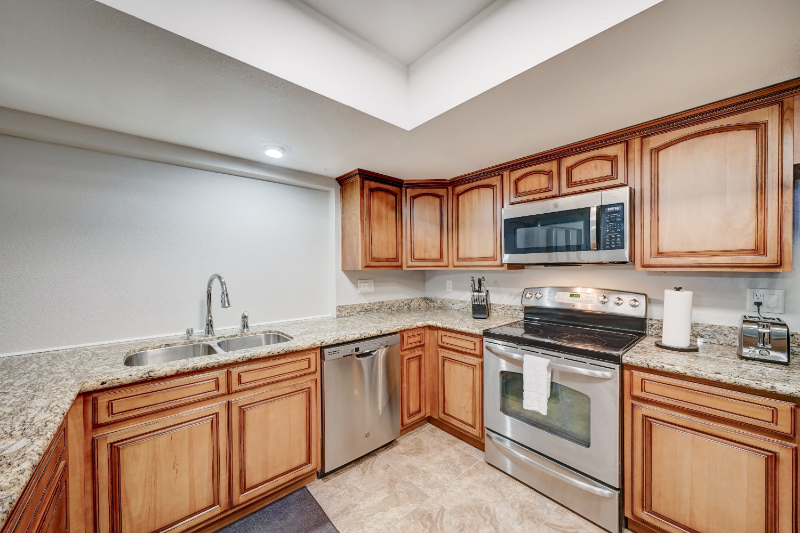 4625 W Morten Ave #2 - Photo 4 of 15