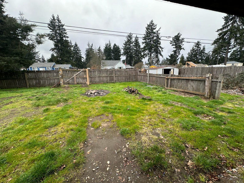 10422 13th Avenue Ct S - Photo 2 of 15