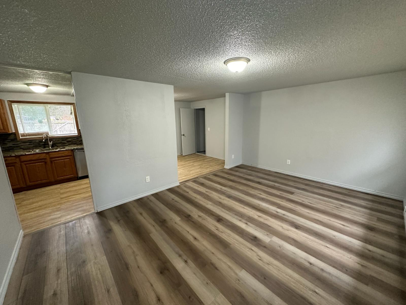 10422 13th Avenue Ct S - Photo 4 of 15